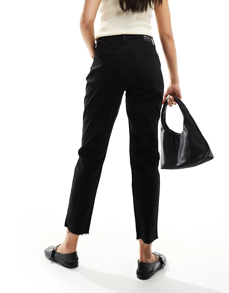 Hollister Ultra High Rise Mom Jean In Black For Women Saturated Black 4 Hollister Ultra High Rise Mom Jean In Black For Women Saturated Black - Image 2