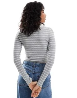 Hollister Contrast Ribbed Plunge Neck Crop Top In White And Grey Stripe For Women White Grey Stripe -Hollister Shop 207361447 3