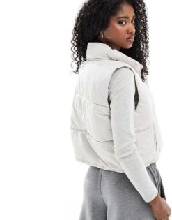 Hollister Padded Cropped Vest In Grey For Women -Hollister Shop 207361536 4