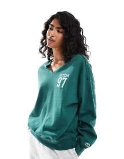 Hollister Motif Crewneck Sweatshirt In Green For Women -Hollister Shop 207362013 1 green 1