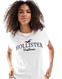 Hollister Short Sleeve Logo T-shirt In Off White For Women