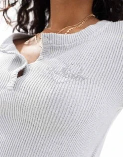 Hollister Ribbed Logo Button Down Crop Top In Grey For Women -Hollister Shop 207362601 4