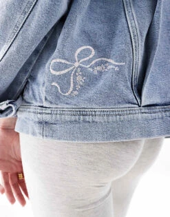 Hollister Oversized Denim Jacket In Light Blue For Women -Hollister Shop 207894492 3