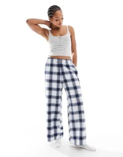 Hollister Nightwear Mid Rise Baggy Flannel Bottom In Blue Check Print For Women Multi