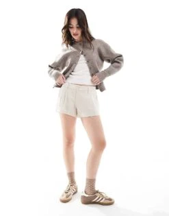 Hollister Low Rise Linen Short In Oatmeal For Women -Hollister Shop 207895719 1 oatmeal 1