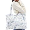 Hollister Large Sleepover Bag With Heart Detail In Blue Floral Print For Women Multi
