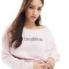 Hollister Off The Shoulder Los Angeles Cropped Jumper In Light Pink For Women