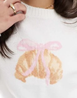 Hollister Knitted Croissiant Graphic Jumper In Cream For Women -Hollister Shop 207900804 3