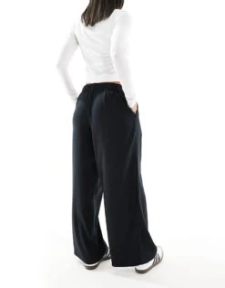 Hollister Low Rise Baggy Trouser In Black For Women -Hollister Shop 207900839 2