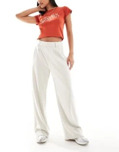 Hollister High Rise Tailored Trouser In Beige For Women -Hollister Shop 207900938 1 beige 1